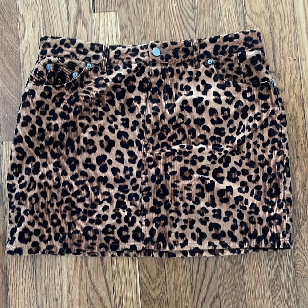 LEOPARD SKIRT